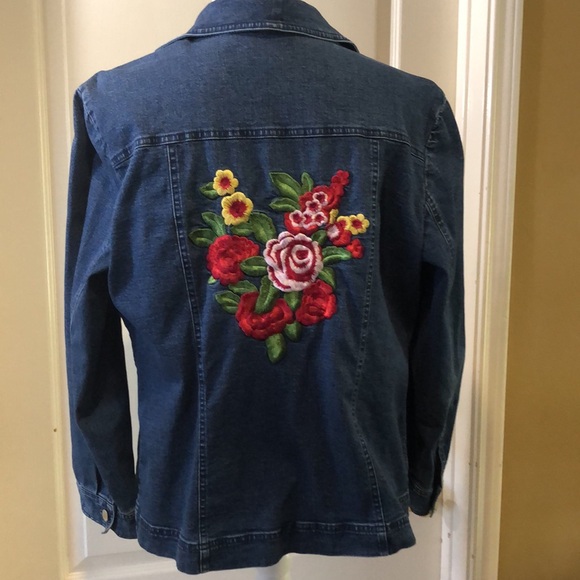 Vintage Blue Jean Jacket With Embroidered Flowers - Picture 4 of 7